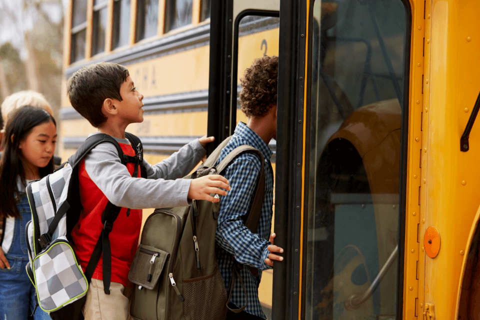 sustainable school buses, sustainable transport options, green travel options, green commute, electric bus, biodiesel bus